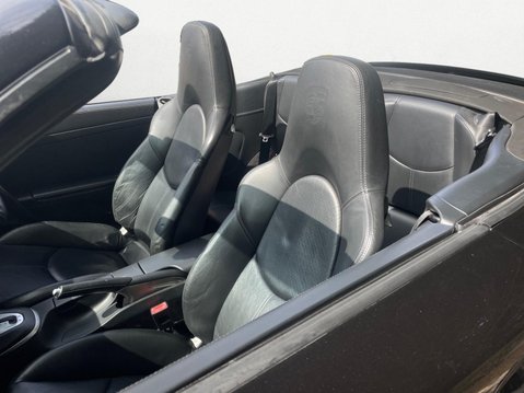 Porsche 911 3.8 997 Carrera S Cabriolet 2dr Petrol Tiptronic S (280 g/km, 350 bhp) 22