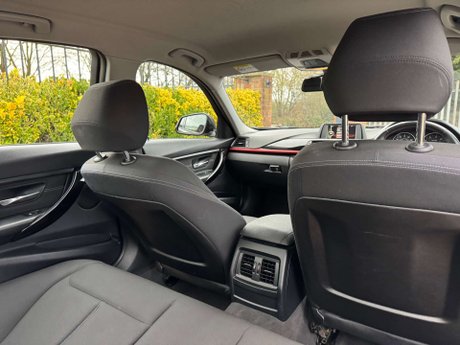 BMW 3 Series 2.0 318d Sport 4dr 33