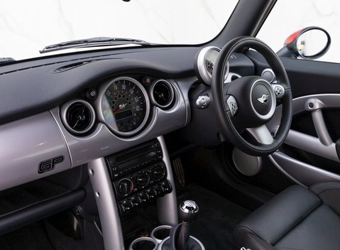 Mini Hatch Cooper Works GP 13