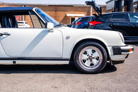 Porsche 911 3.2 Classic Carrera Cabriolet 2dr Petrol Manual (231 bhp) 85