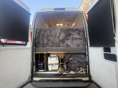 Iveco Daily campervan day van project 11