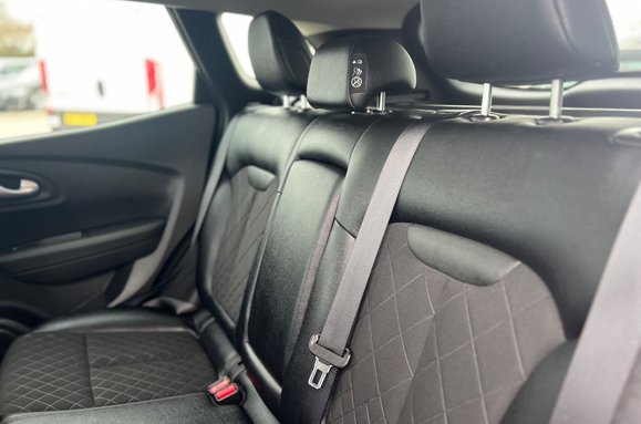 Renault Kadjar ICONIC 1.5 DCI 31