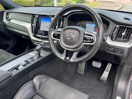 Volvo XC60 2.0 D4 R-Design Pro Auto AWD Euro 6 (s/s) 5dr 79