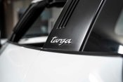 Porsche 911 TARGA 4 PDK. WARRANTY. ADAPTIVE CRUISE CONTROL. HEATED SEATS. HEATED WHEEL. 54