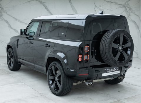 Land Rover Defender 110 V8 8