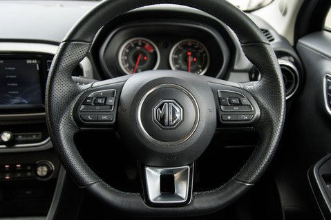 MG MG3 EXCLUSIVE NAV VTI-TECH 20