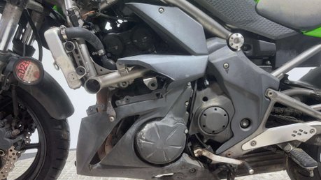 Kawasaki Er ER6 2009 10K 1 OWNER PROJECT BIKE SPARES OR REPAIR TRACK BIKE 21