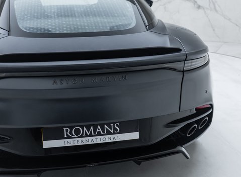 Aston Martin DBS Superleggera 31