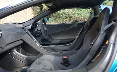 McLaren 675 LT Spider 10