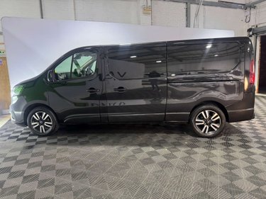 Renault Trafic 2.0 Trafic LL30 Sport+ Blue dCi LWB 1