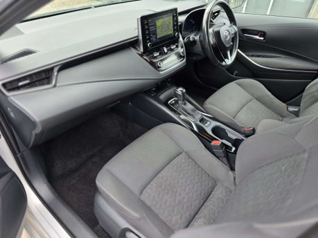 Toyota Corolla 1.8 VVT-h Icon Tech Hatchback 5dr Petrol Hybrid CVT Euro 6 (s/s) (122 ps) 31