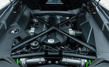 Lamborghini Aventador S LP 740-4 ROADSTER 42