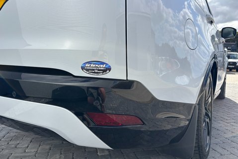 Land Rover Discovery D300 R-Dynamic HSE MHEV Panel Van 23