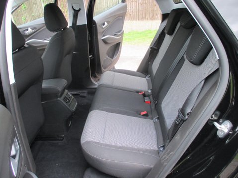 Vauxhall Grandland X 1.2 Turbo SE Euro 6 (s/s) 5dr 30