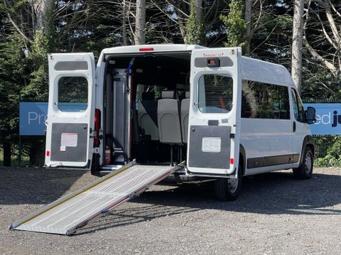Citroen Relay 40 L4H2 17SEAT LIGHTWEIGHT MINIBUS NON-D1 with FULL MESH RAMP, A/C, CAMERA. 2
