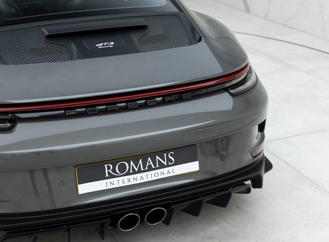 Porsche 911 (992) GT3 Touring 18