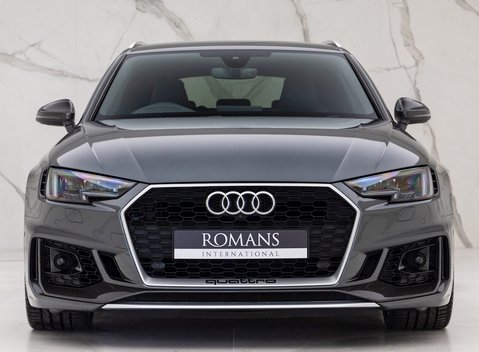 Audi RS4 Avant Carbon Edition 4