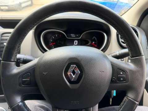 Renault Trafic 1.6 dCi ENERGY 27 Sport Nav Panel Van 5dr Diesel Manual SWB Standard Roof E 28