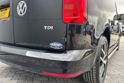 Volkswagen Caddy C20 Tdi Black Edition 23