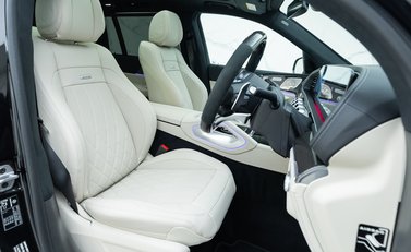Mercedes-Benz GLS 63 AMG Night Edition Executive 13