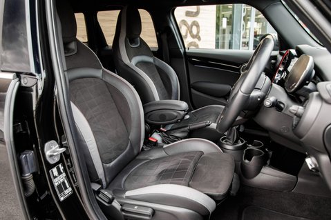 Mini Hatch COOPER SPORT 29