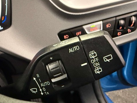 BMW 1 Series 1.5 118I SE 5dr 21