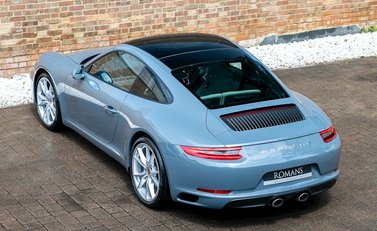 Porsche 911 (991.2) Carrera 9