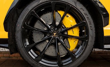 Lamborghini Urus 10