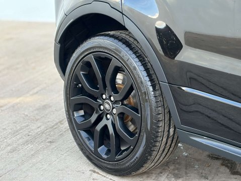 Land Rover Range Rover Evoque 2.0 Range Rover Evoque HSE Dynamic TD4 Auto 4WD 5dr 3