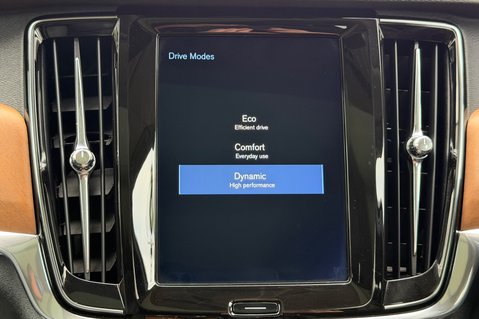 Volvo V90 D5 POWERPULSE INSCRIPTION PRO AWD -PAN ROOF - £6320 OPTIONAL EXTRAS  46
