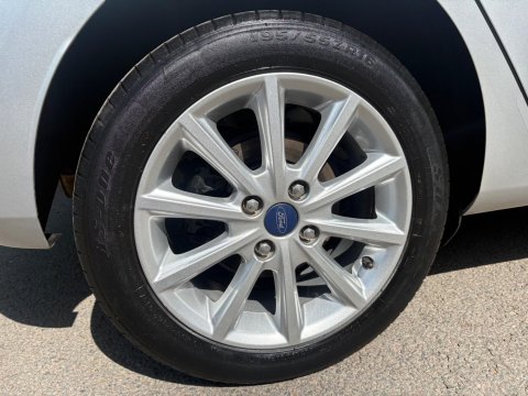 Ford Fiesta TITANIUM TDCI 13
