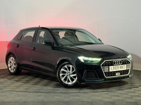 Audi A1 SPORTBACK TFSI SPORT 1