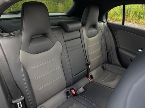 Mercedes-Benz A Class 2.0 A35 AMG (Premium Plus) 7G-DCT 4MATIC Euro 6 (s/s) 5dr 13