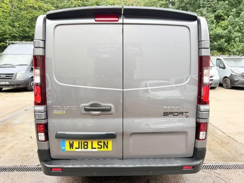 Renault Trafic 1.6 dCi ENERGY 27 Sport Nav Panel Van 5dr Diesel Manual SWB Standard Roof E 13