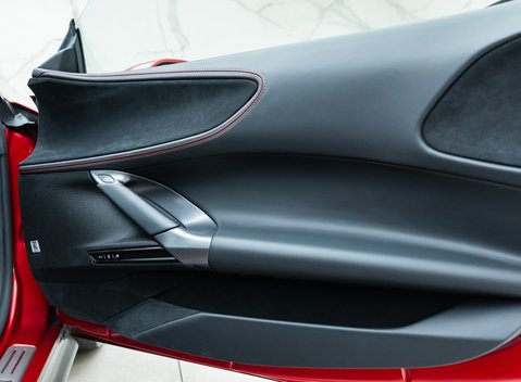 Ferrari SF90 Stradale 23