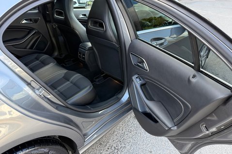 Mercedes-Benz A Class A 200 D SPORT EDITION PLUS - PANORAMIC SUNROOF - DAB DIGITAL RADIO 33