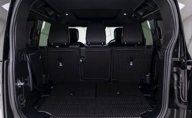 Land Rover Defender 110 P400 X 15