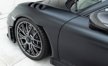 Porsche Cayman GT4 RS (718) 31