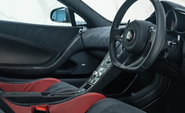 McLaren 675LT 13