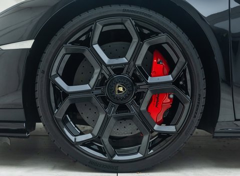 Lamborghini Huracan TECNICA 21