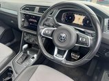 Volkswagen Tiguan 1.5 TSI EVO R-Line Tech DSG Euro 6 (s/s) 5dr 2
