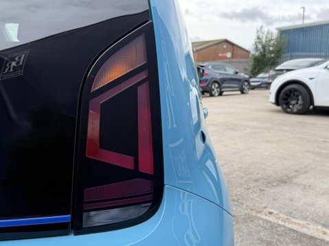 Volkswagen e-up! 36.8kWh e-up! Hatchback 5dr Electric Auto (82 ps) 19