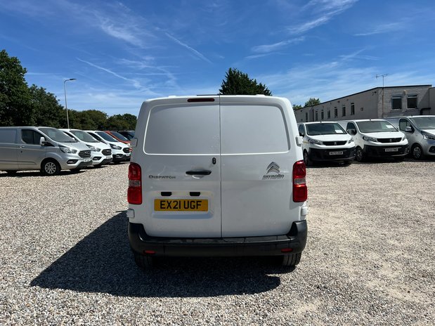 Citroen Dispatch MWB L2H1 Low Roof Enterprise 3100 Air Con Nav Sens 7