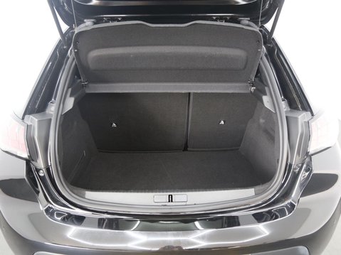 Peugeot 208 PURETECH ACTIVE PREMIUM PLUS S/S 26