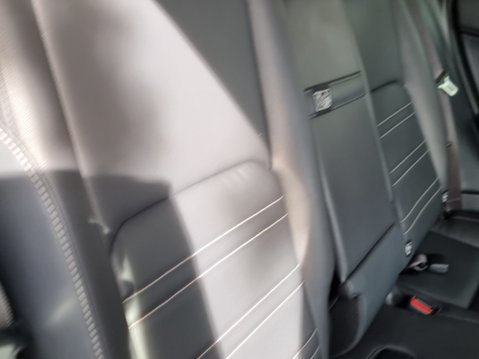 Lexus NX 300H SPORT 32