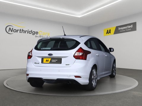 Ford Focus 1.6T EcoBoost Zetec S Euro 5 (s/s) 5dr 9