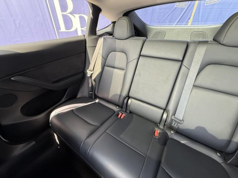 Tesla Model Y (Dual Motor) Long Range SUV 5dr Electric Auto 4WDE (384 bhp) 28