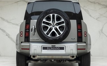 Land Rover Defender 110 XS Edition P400 5