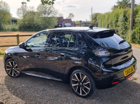 Peugeot 208 PURETECH ALLURE S/S 7