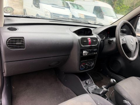 Vauxhall Combo 1.3 CDTi 1700 16v Panel Van 3dr Diesel Manual (134 g/km, 69 bhp) 38